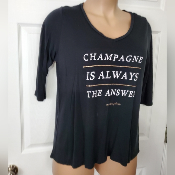 Betsy Johnson Performance Champagne Top - Picture 2 of 9